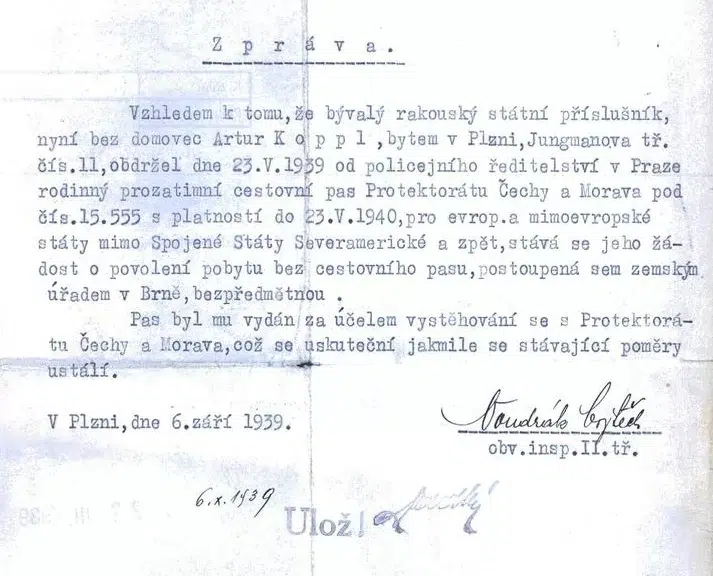 Zpráva o vydání vystěhovatelského pasu rodině Kopplových z Plzně